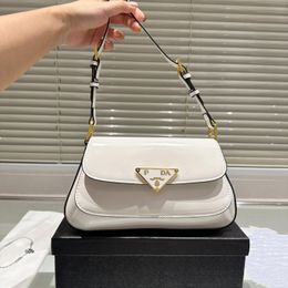designer bag luxurys re-ddition nylon handbag women underarm crescent bag 2005 shoulder bags crossbody purses chain canvas fashion wallet bag